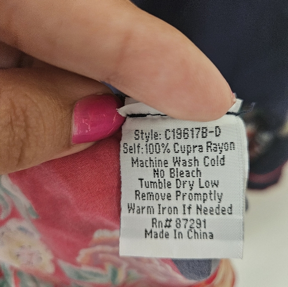 Johnny Was vneck floral tunic - Picture 9 of 11